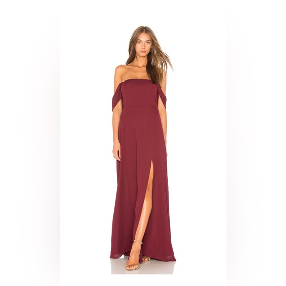 JOA Front Slit Off the Shoulder Maxi Dress In Maroon - Picture 2 of 9